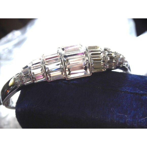Gorgeous Signed Givenchy Rhinestone Hinged Cuff Bracelet - Picture 9 of 12